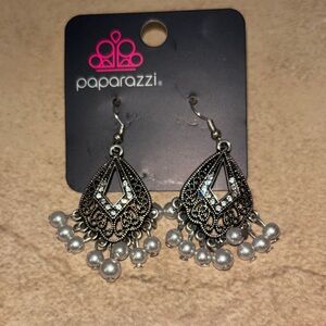 Paparazzi Silver Teardrop Earrings